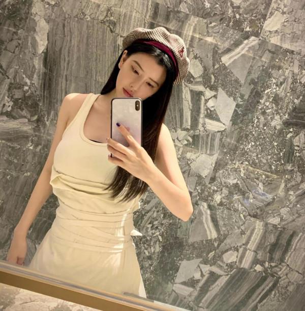 新加坡籍雙胞胎組合BY2,曾經的清純姐妹花,現在的網紅整容臉 新加坡籍雙胞胎組合BY2,曾經的清純姐妹花,現在的網紅整容臉