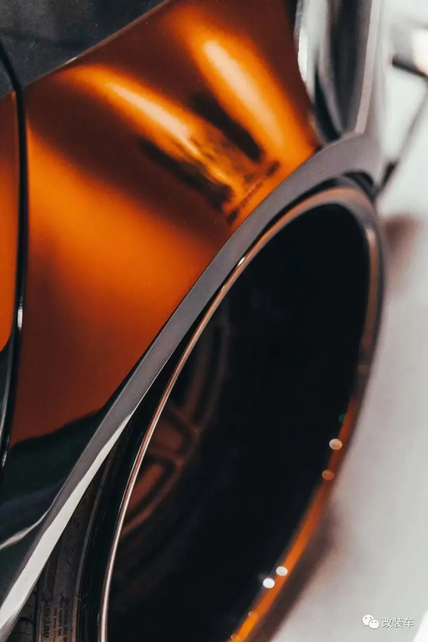 玩過十幾臺車後打造寬體黑武士奧迪A4 Avant，RS4車主看了都點贊