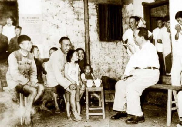 毛主席回鄉，卻不見堂弟蹤影，看完名單怒道：我弟弟能害我不成？