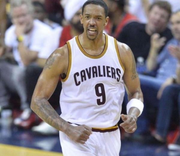 遠投出眾！盤點NBA三分球能力最強的十大中鋒：前三名無爭議