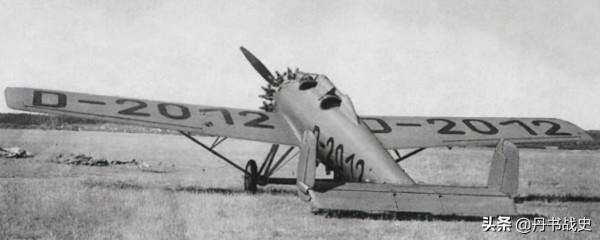 德國K-47雙座戰鬥機，我國曾購買用來抵抗侵略