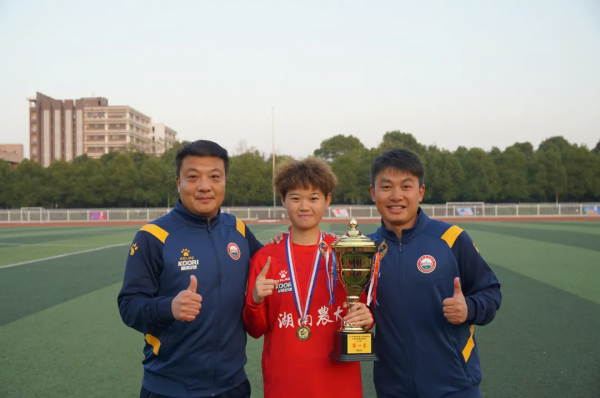 足球女孩 | 湖南農大李涵芮：熱愛與感恩編織出理想之路