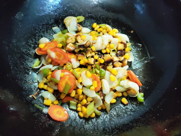 素食菜譜 | 五色雜蔬,營養豐富,味道鮮美,家人超喜歡 素食菜譜 | 五色雜蔬,營養豐富,味道鮮美,家人超喜歡