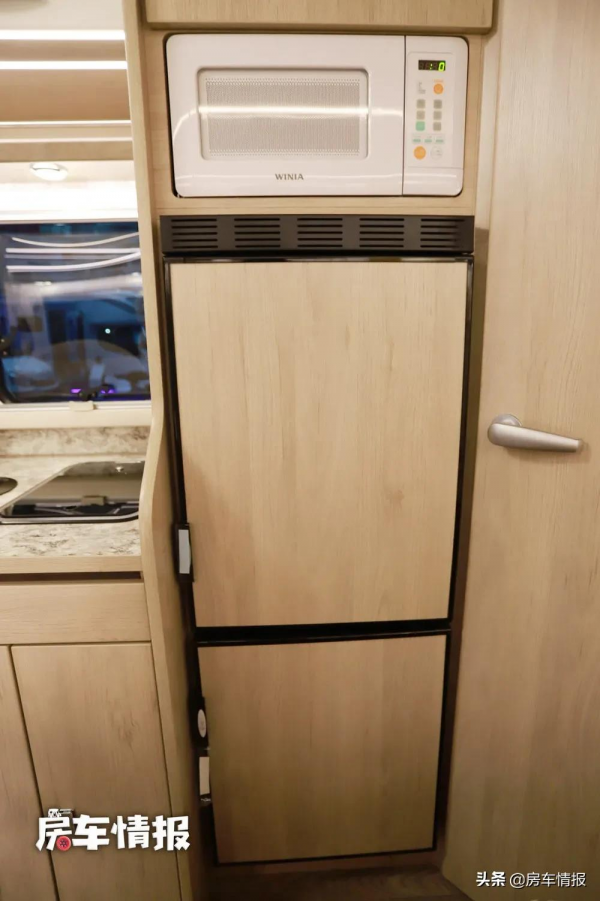 中德合資房車長啥樣?造型少見出廠10多度電,保溫倍好冬天也能住 中德合資房車長啥樣?造型少見出廠10多度電,保溫倍好冬天也能住