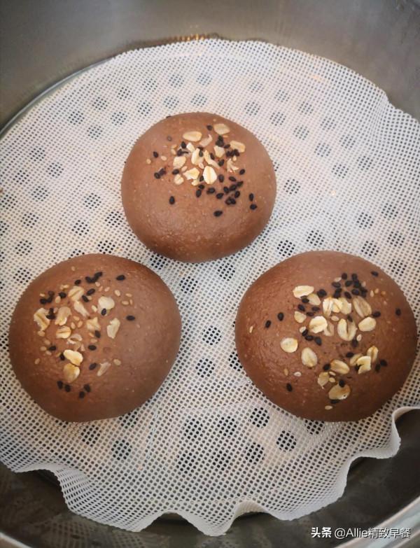 饅頭吃膩了，試試這樣做，鬆軟醇香，再搭配家常菜，真解饞