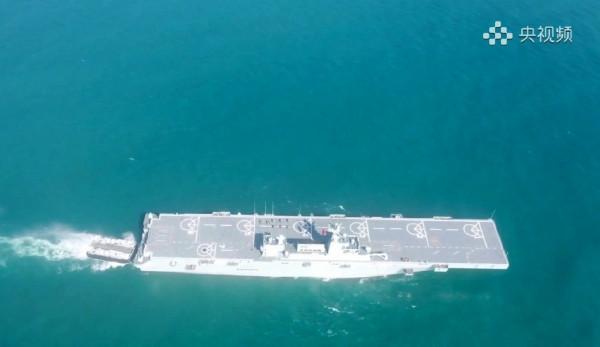 細品！055演練封鎖海峽，075考核登陸作戰，軍機一天三巡臺