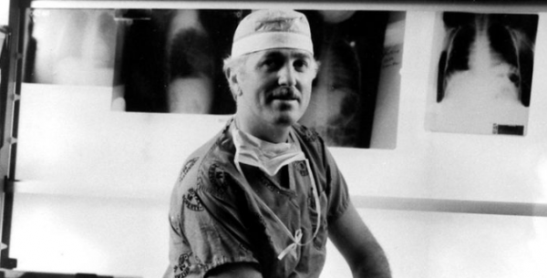 1984年,美國母親為給初生女兒續命,冒險移植狒狒心臟,最後怎樣了? 1984年,美國母親為給初生女兒續命,冒險移植狒狒心臟,最後怎樣了?