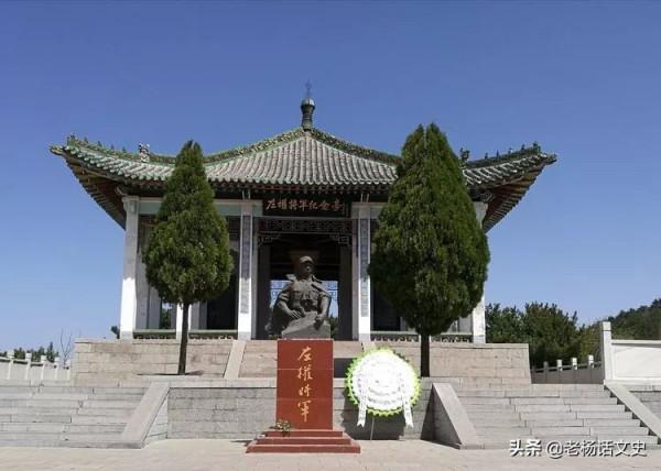 抗日名將左權如果不犧牲,後來有可能是什麼軍銜? 抗日名將左權如果不犧牲,後來有可能是什麼軍銜?