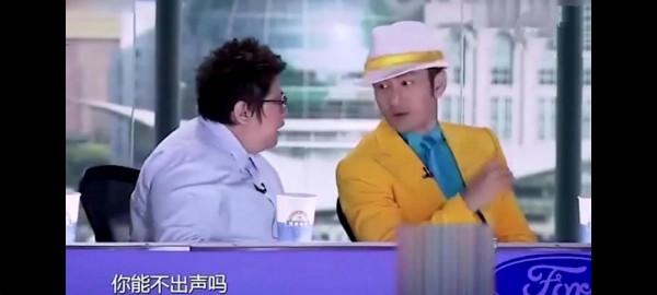 明星那些讓人尷尬的迷惑行為