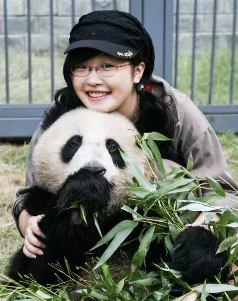 荒野為伴、大熊貓為鄰, 拯救鳥類的女孩, 讓人看到堅持熱愛的人多美 荒野為伴、大熊貓為鄰, 拯救鳥類的女孩, 讓人看到堅持熱愛的人多美