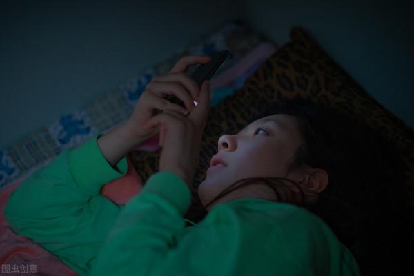 愛自己的最好方式:有空常讀書,沒事多睡覺 愛自己的最好方式:有空常讀書,沒事多睡覺