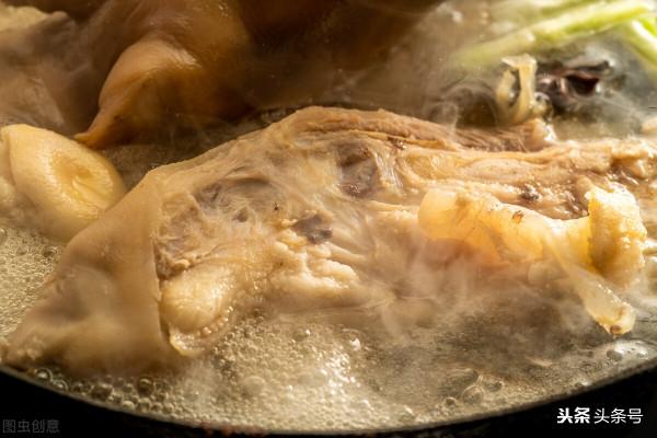 好些天都沒吃飯了,看誰都像豬蹄 好些天都沒吃飯了,看誰都像豬蹄