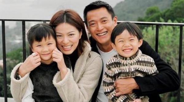 不穿華服,不化濃妝,TVB“警花”們或英氣或高冷,個個是經典 不穿華服,不化濃妝,TVB“警花”們或英氣或高冷,個個是經典