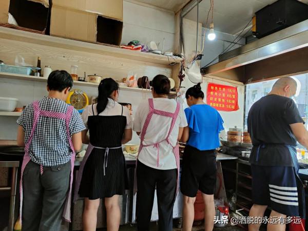 小小生煎包店，能養活一大家人，靠得是什麼？