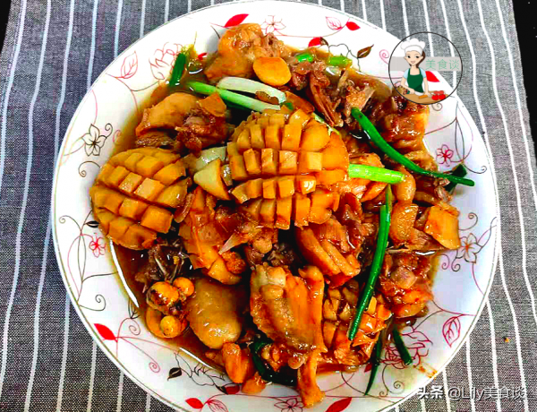 春節家宴聚餐，分享一道家常菜，簡單易學，吉祥喜慶，待客有面子