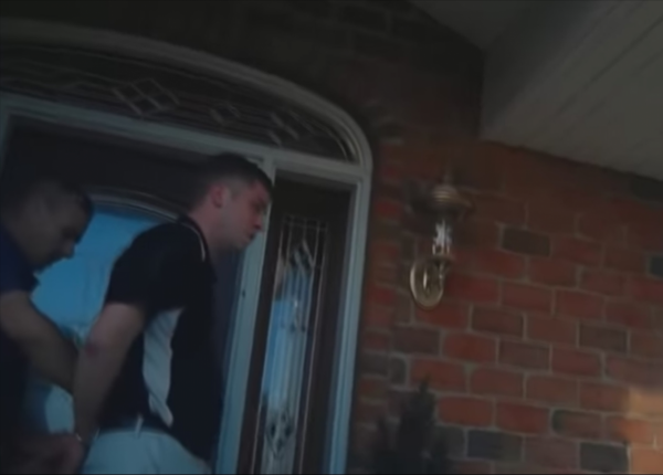 2016年,美國女子深夜離開酒吧遭姦殺,男友險被冤枉,真兇判無期 2016年,美國女子深夜離開酒吧遭姦殺,男友險被冤枉,真兇判無期