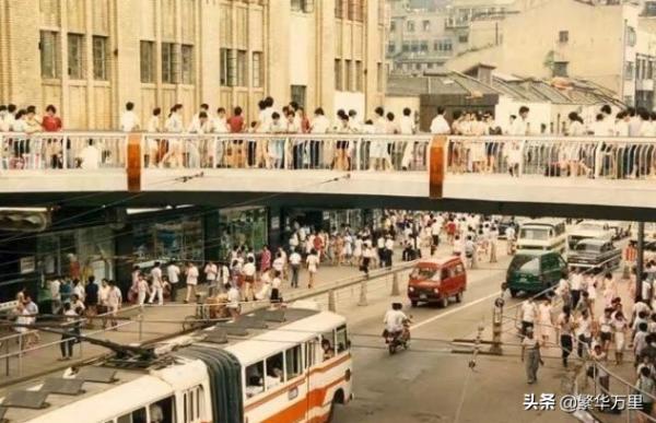 江西省的區劃調整，11個地級市之一，為何擁有18個區縣？