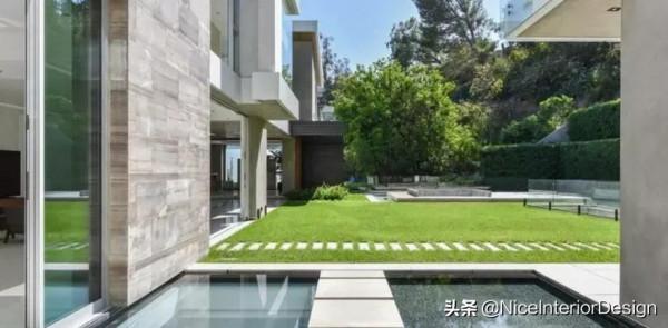 許家印甩賣美國豪宅鉅虧500萬美元還債：豪宅長什麼樣？