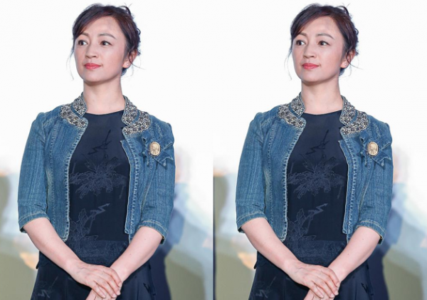 “華誼女老闆”羅海瓊穿花仙裙挺仙氣,但溜肩嚴重氣質大減,顯老 “華誼女老闆”羅海瓊穿花仙裙挺仙氣,但溜肩嚴重氣質大減,顯老