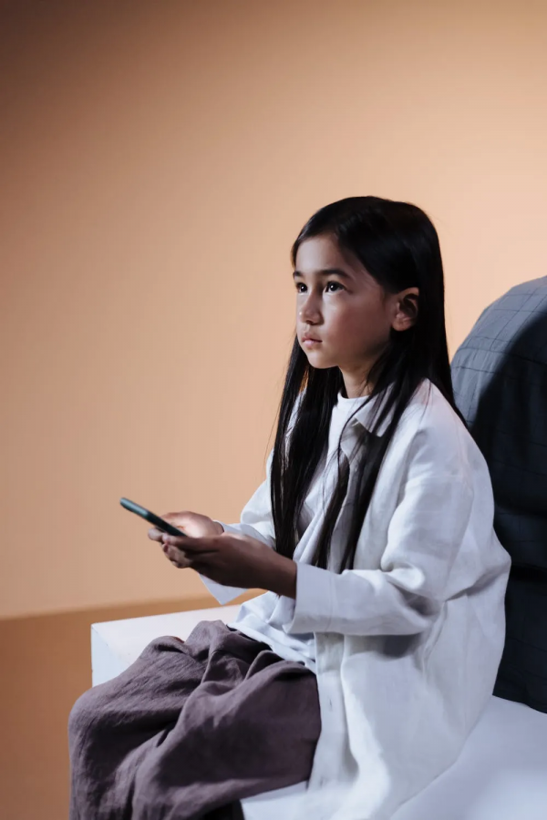 拖垮一個孩子最快的方式,就是讓他沉迷“低階快樂” 拖垮一個孩子最快的方式,就是讓他沉迷“低階快樂”