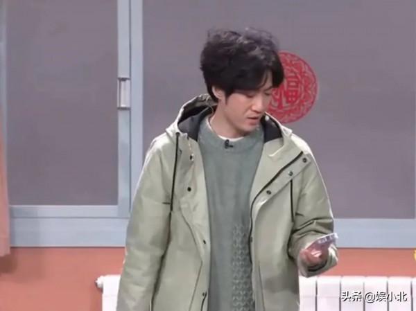 春晚：馬麗說錯臺詞，沈騰機智救場，這就是搭檔間的默契