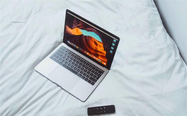 選擇商務型筆記本，辦公續航長首先考慮