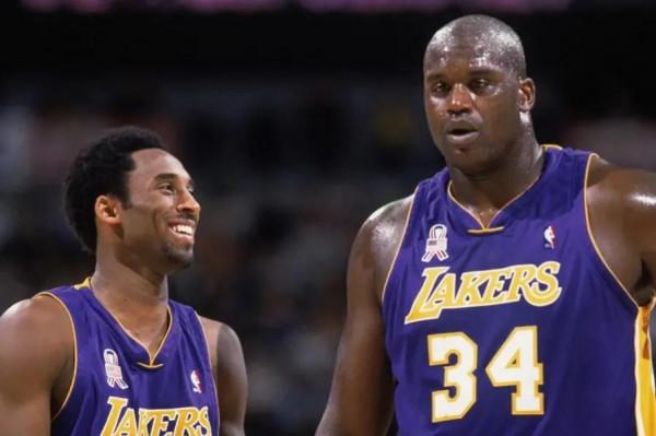 美媒列出了奧尼爾科比搭檔八個賽季的資料進行比較：科比非躺冠