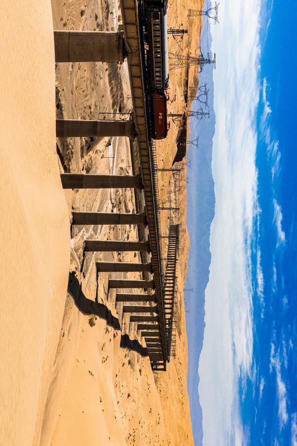 敦煌鐵路——戈壁秘境