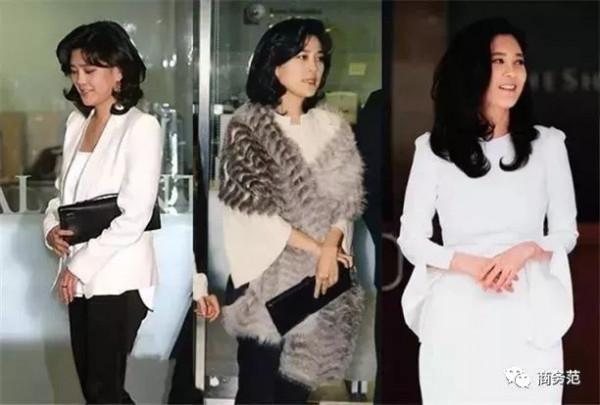 孟晚舟穿紅裙下飛機，女大佬都愛穿什麼品牌？