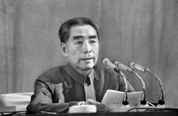 中國首艘萬噸巨輪赴日途中沉沒，日媒咬定被魚雷擊沉，真相如何？