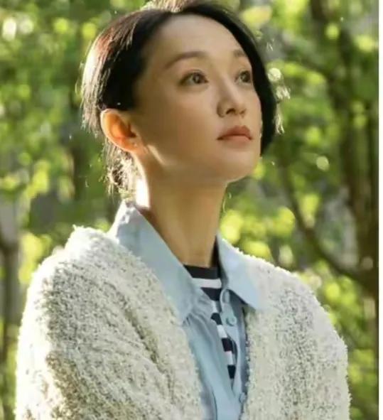 小敏家裡的周迅穿搭 小敏家裡的周迅穿搭