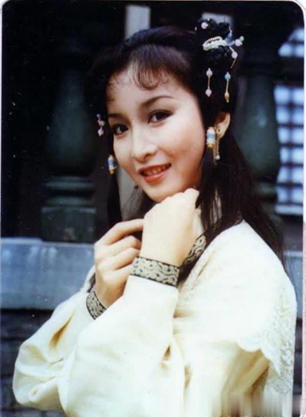 當年劇組沒錢打首飾，女演員滿頭鐵線鋼圈，卻打造出一批古裝女神