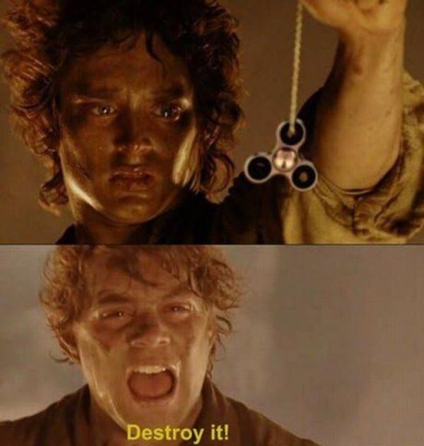 20件可笑的事情(被世界各地學校禁止) 20件可笑的事情(被世界各地學校禁止)