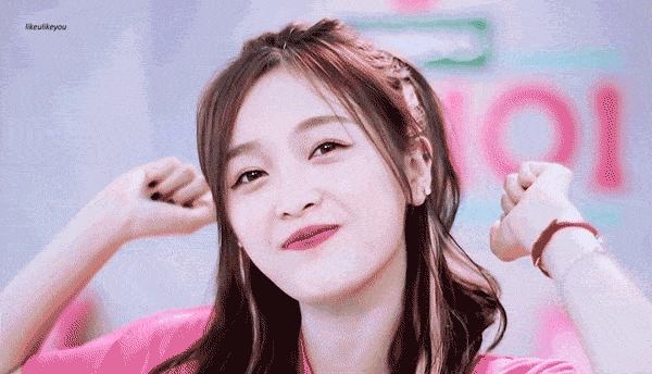 2021辣眼明星 &vert; 愛馬仕哭了，花多少錢才能讓吳宣儀不揹我們的包？