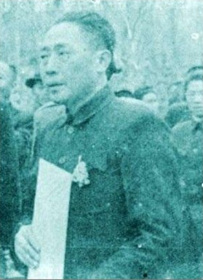 毛人鳳淒涼晚景，親家譏諷下屬不願上門，得病不信醫生被遊醫治死