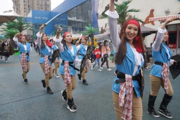 跟著《國慶小長假曲江打卡指南》，嗨玩七天不重樣！