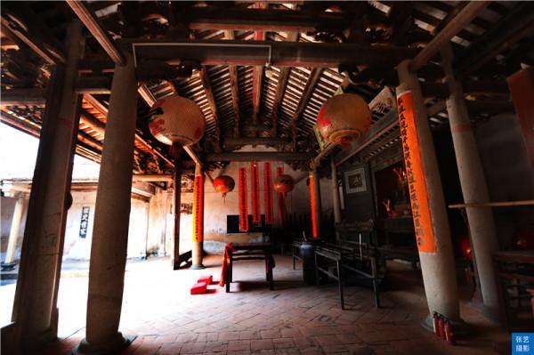 粵東有一座石寨古村落,牆寬4米的“城中城”,固若金湯名不虛傳 粵東有一座石寨古村落,牆寬4米的“城中城”,固若金湯名不虛傳