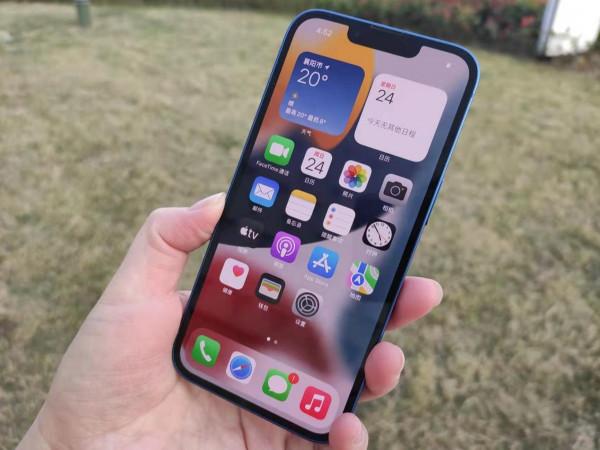 誰說手機不能流暢用四年？這幾款旗艦代表機型，很經典