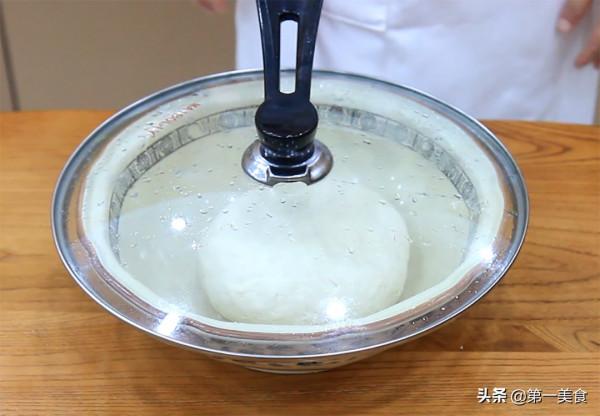 大廚教你肉夾饃家常做法，從烙餅到滷肉，步驟詳細，配方比例都有