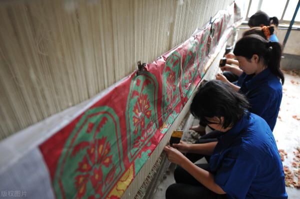 50歲男人在家“創業”,每月掙10000多元,稱:“上班太約束了” 50歲男人在家“創業”,每月掙10000多元,稱:“上班太約束了”