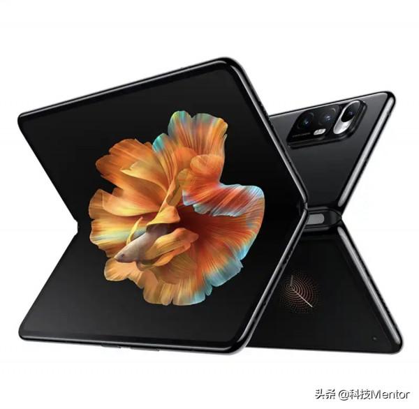 摺疊屏手機大爆發，屏下攝像頭或難產，未來手機還有黑科技嗎？
