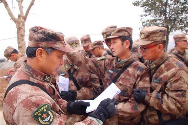 這大概是全軍最牛的中校連長、最老的上校連長，他們都來自陸軍