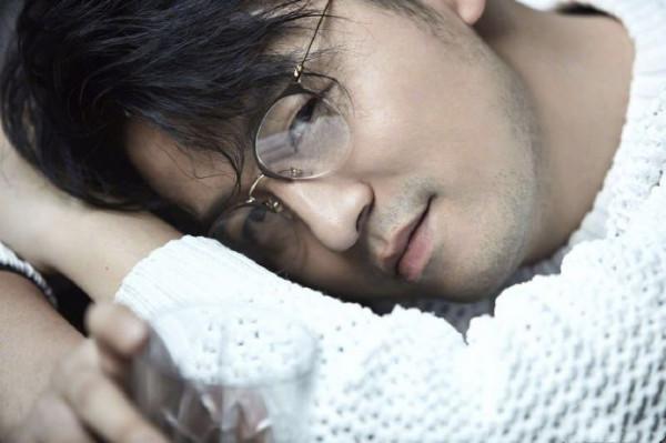 雷佳音：14歲因早戀輟學，與妻子裸婚，如何變成一線明星？