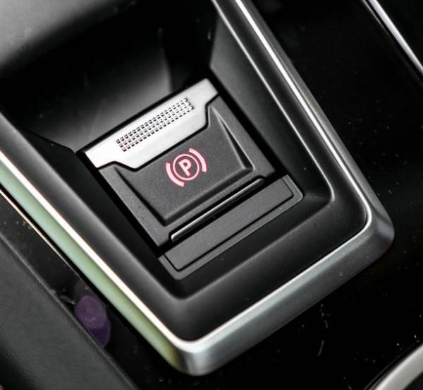 東風標緻508L配置解讀，法系中型旗艦轎車，實力表現如何