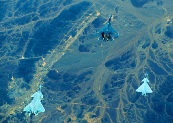 30年河東30年河西，中國海空軍曾被日本甩在身後，如今完美超越