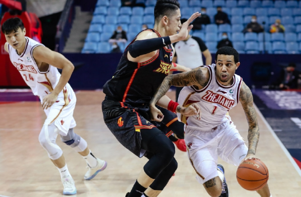 5中0！16分鐘1分未得 2&period;12米小姚明已難堪大用？