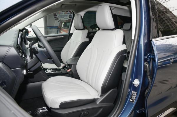 20萬級SUV推薦:福特銳際,2.0T+8AT+四驅,美系合資挺香的? 20萬級SUV推薦:福特銳際,2.0T+8AT+四驅,美系合資挺香的?