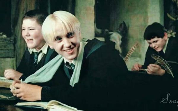 哈利波特手遊：霍格沃茲四院校草有多蠱？高質量人類巫師群像