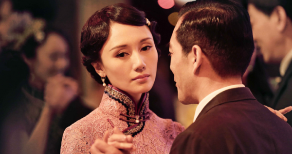 金星黃渤盛讚，趙寶剛說“請不動”她，44歲的她到底牛在哪裡？