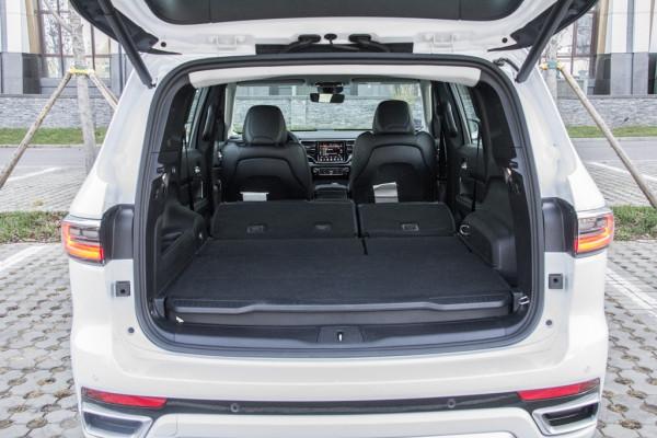 試駕Jeep新款大指揮官e，美式插混中型SUV有何不同？